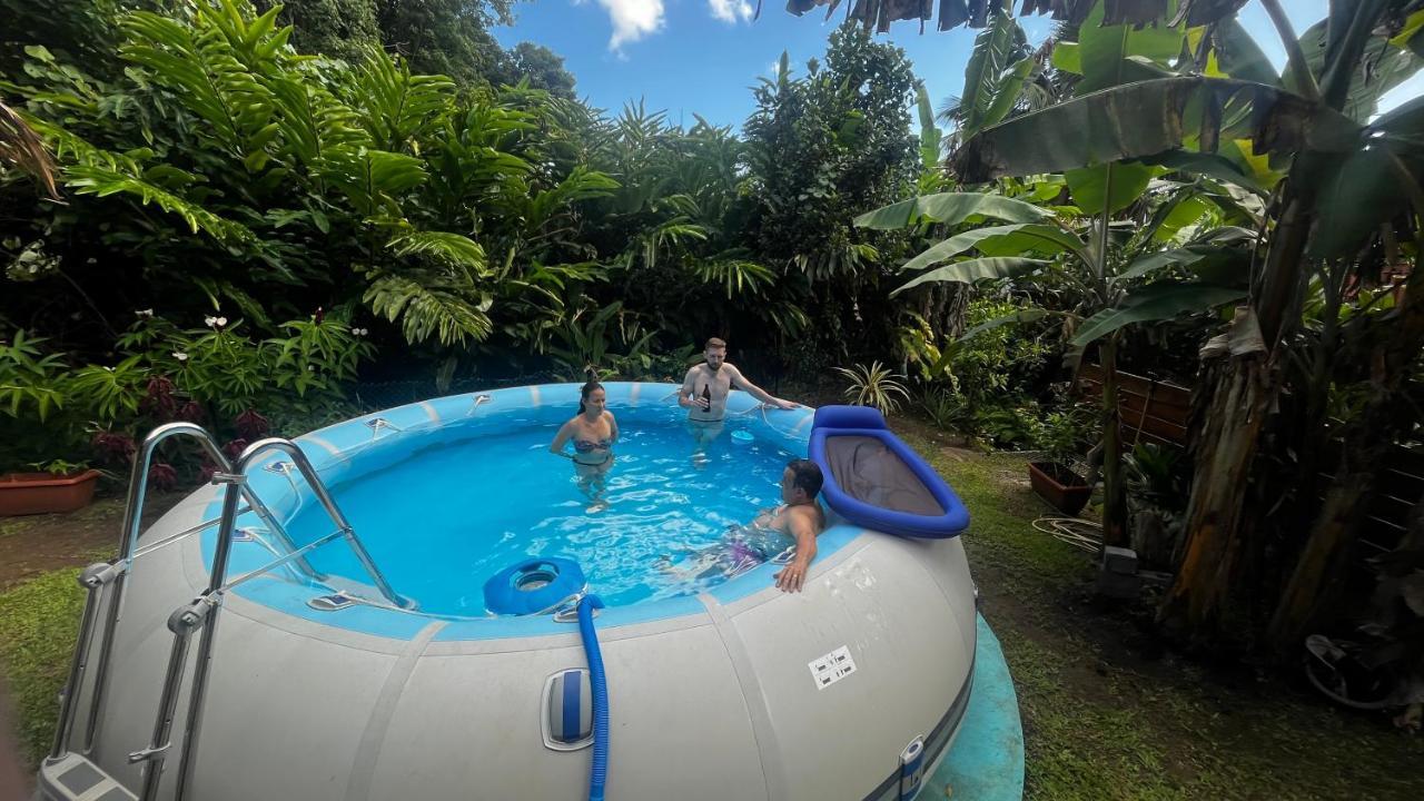 Fare Honu Cook'S Bay Moorea Buitenkant foto